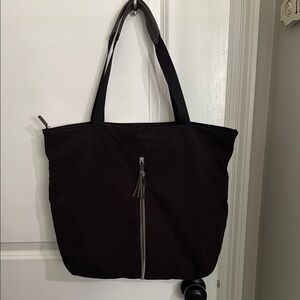 Stella & Dot Black Tote with Vertical Zipper